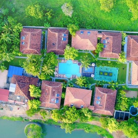 Ranna 212 Beach Resort Kahandamodara Bagian luar foto