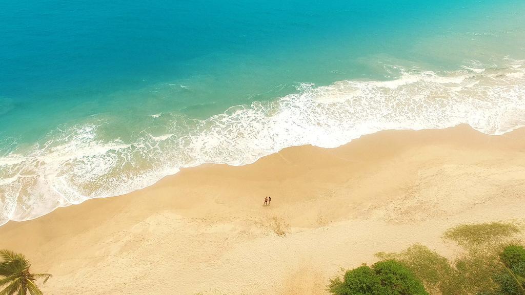 Ranna 212 Beach Resort Kahandamodara Bagian luar foto