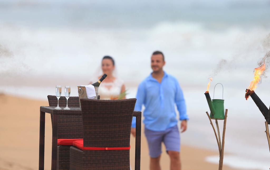 Ranna 212 Beach Resort Kahandamodara Bagian luar foto